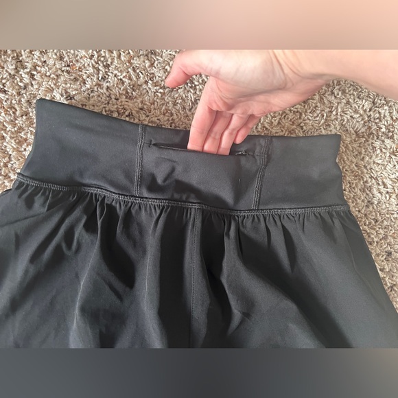 Spanx Get Moving Double Layer Shorts Running Golf Tennis Size Small - Picture 12 of 13